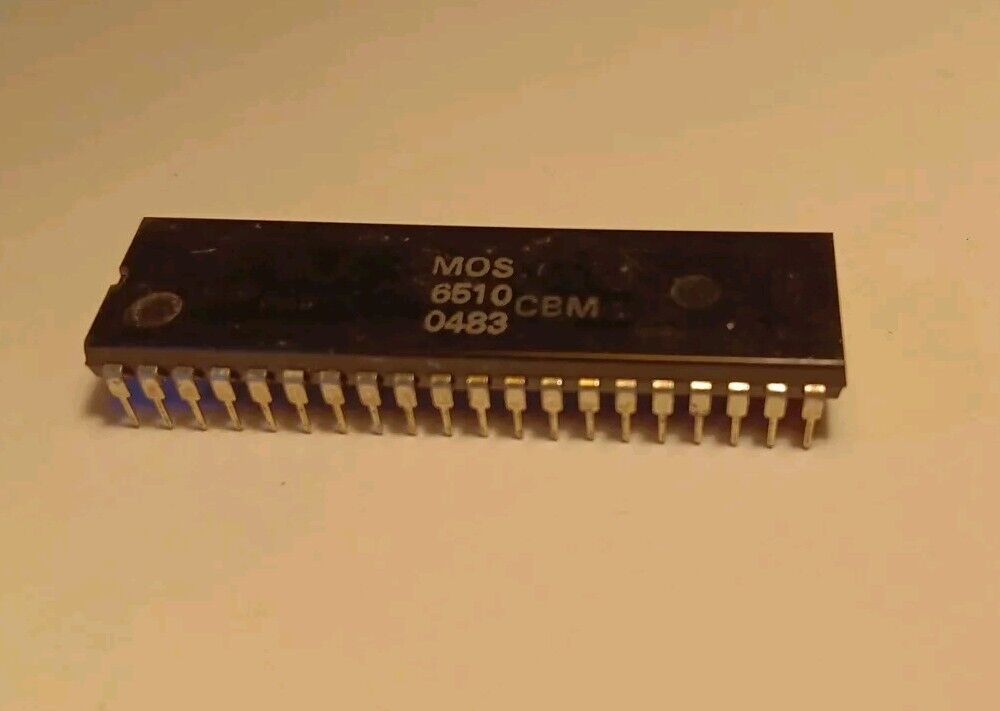 MOS 6510 0483 CBM CPU Chip for Commodore 64 Genuine part 