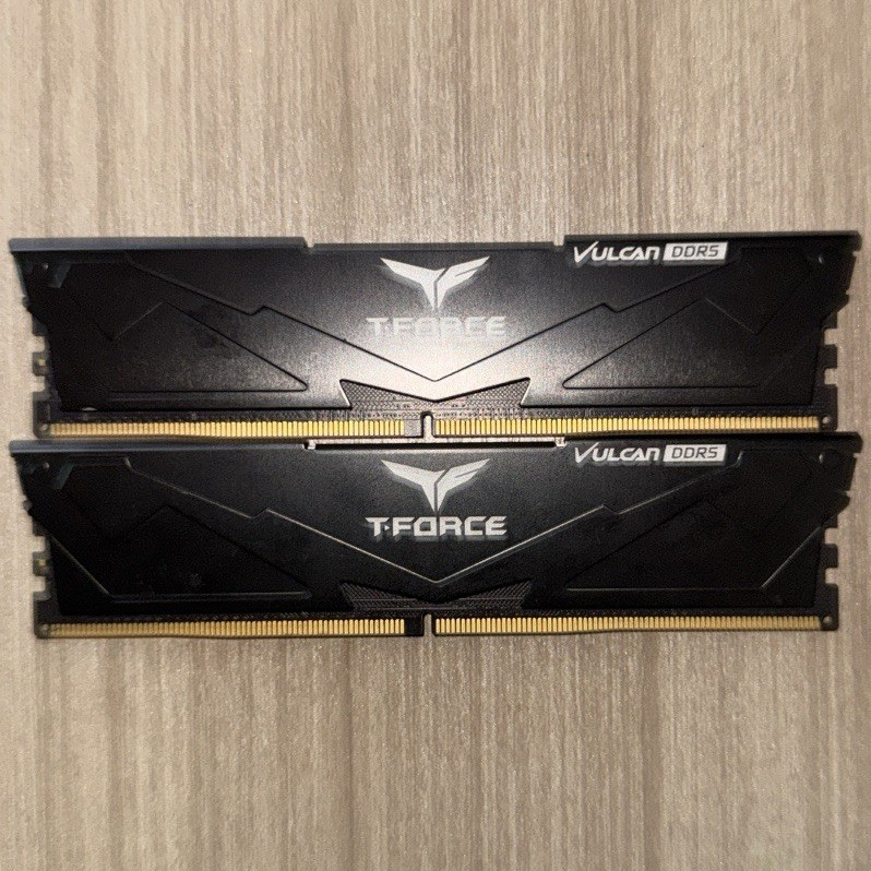 TEAMGROUP T-FORCE VULCAN DDR5 32GB 2x16GB 6000 288-Pin DIMM ECC MPN