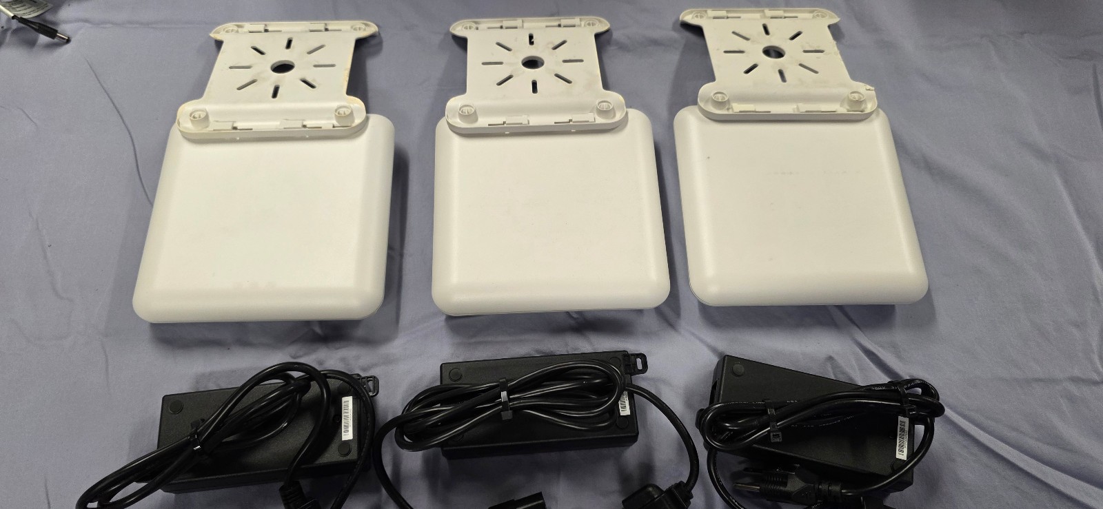 Luxul Wireless Package  3x Access Points Controller Gigabit Router Switc G2U