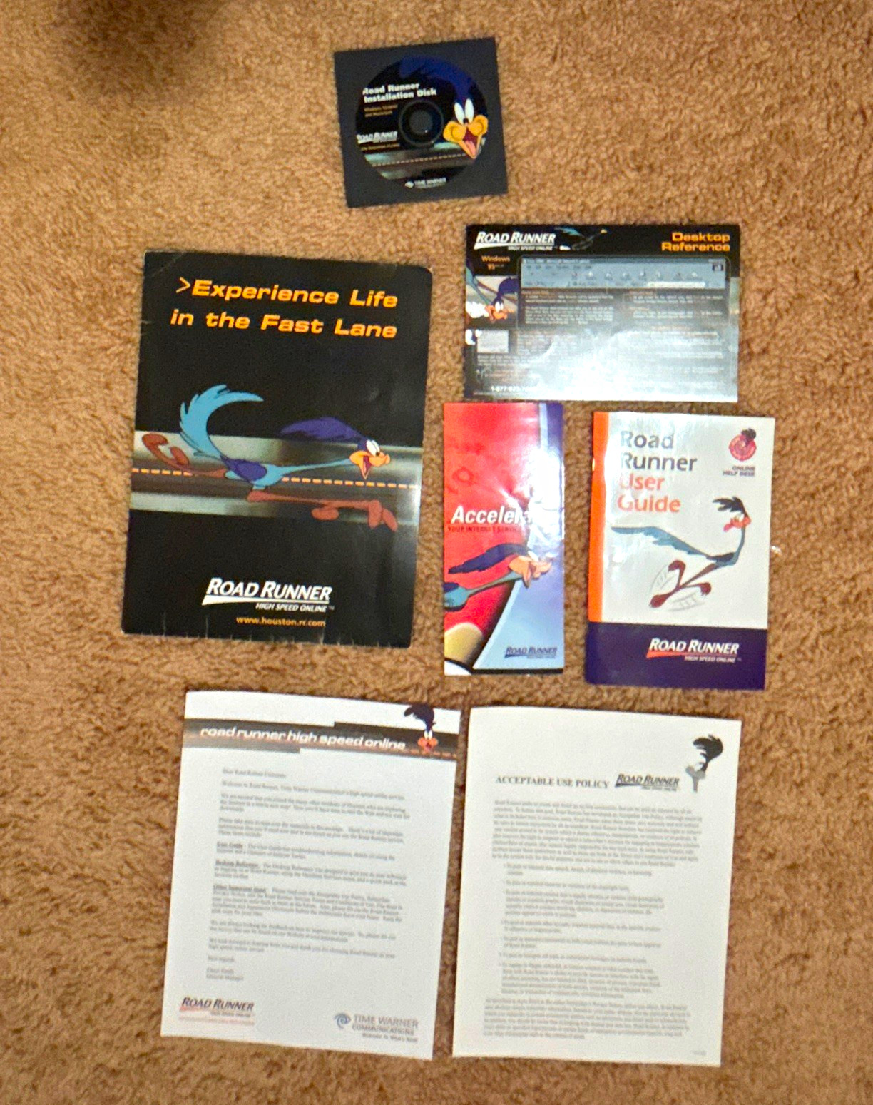 Vintage Road Runner High Speed Online Installation Disk & User Guide for Win/Mac