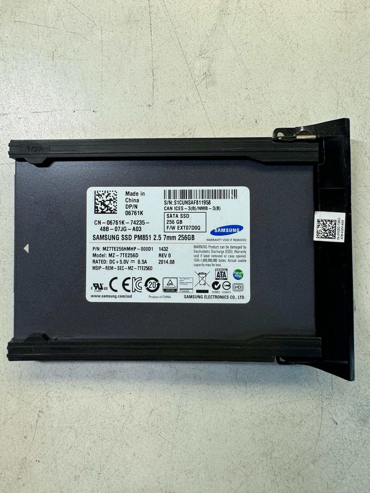 DELL 06761K PM851 MZ-7TE256D MZ7TE256HMHP-000D1 256GB 6Gb/s SATA 2.5" SSD