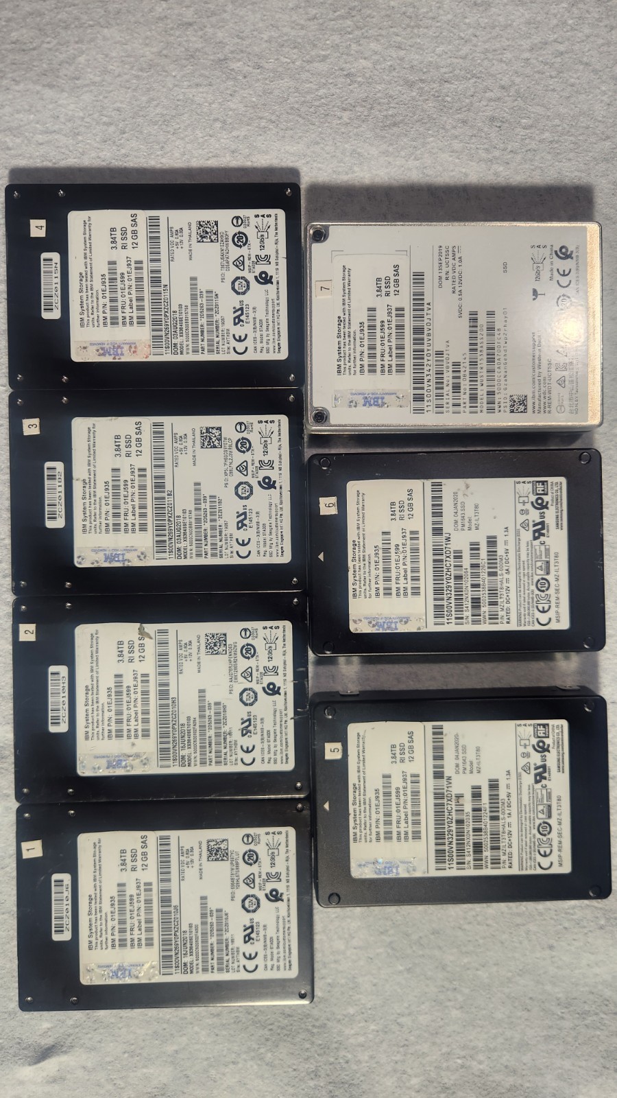 3.84TB IBM 01EJ935  RI SAS 12Gbps 2.5 ssd Drives 9 TOTAL
