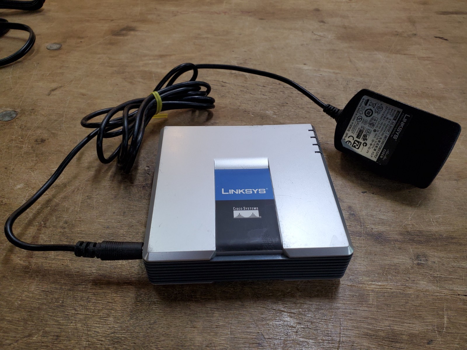 Linksys PAP2T 2 Port VoIP Phone Adapter ATA SIP Voice Gateway with Power Supply