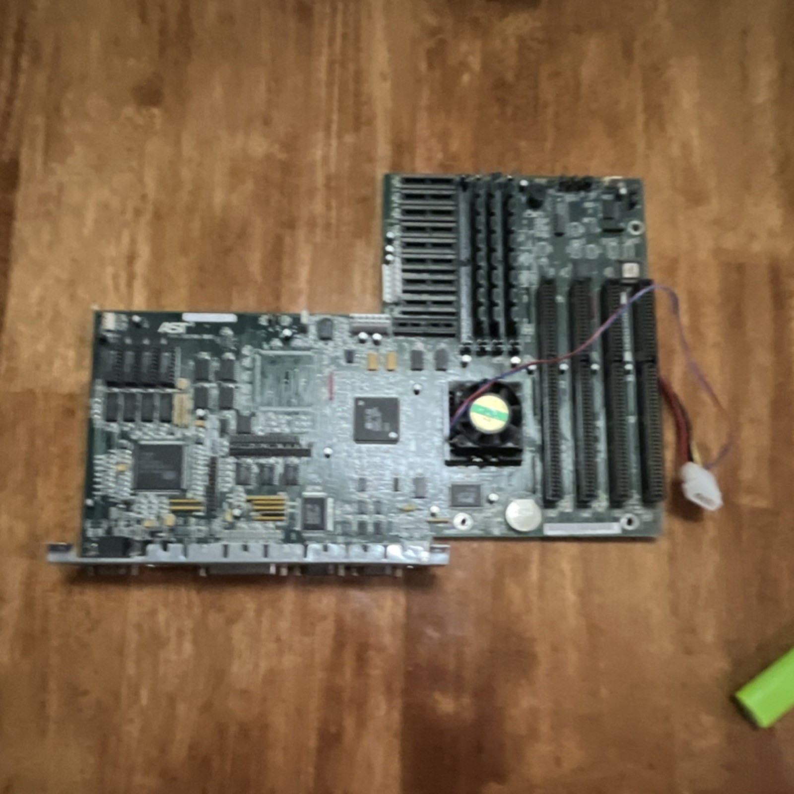 AST 202560-301X3 LPX Socket 3 Intel ISA Motherboard FPM DRAM 4-Slot PS/2 used
