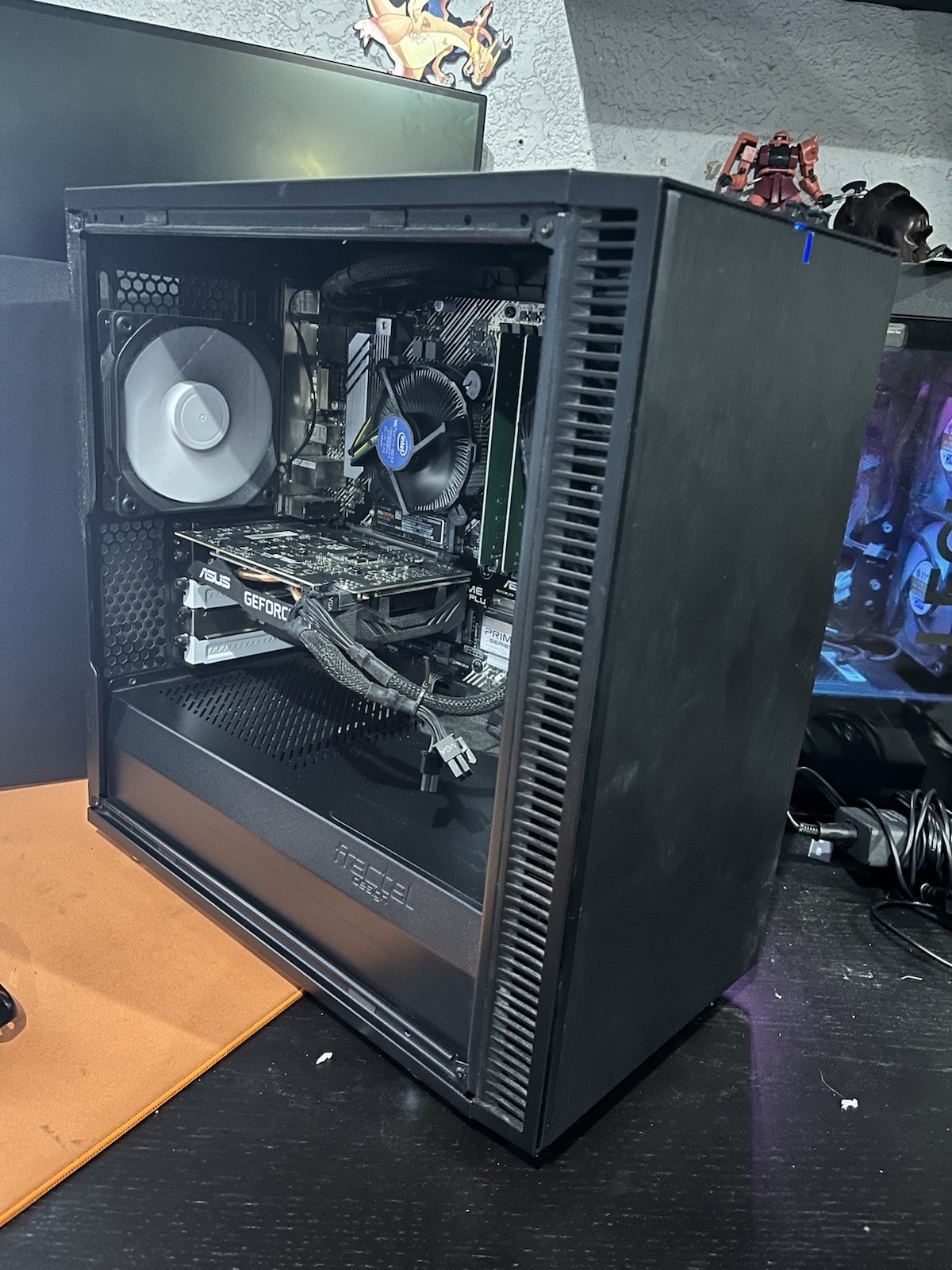 Gaming PC i5-10600KF RTX 2060 6GB 16GB RAM 466GB SSD EVGA 650W Gold Win11