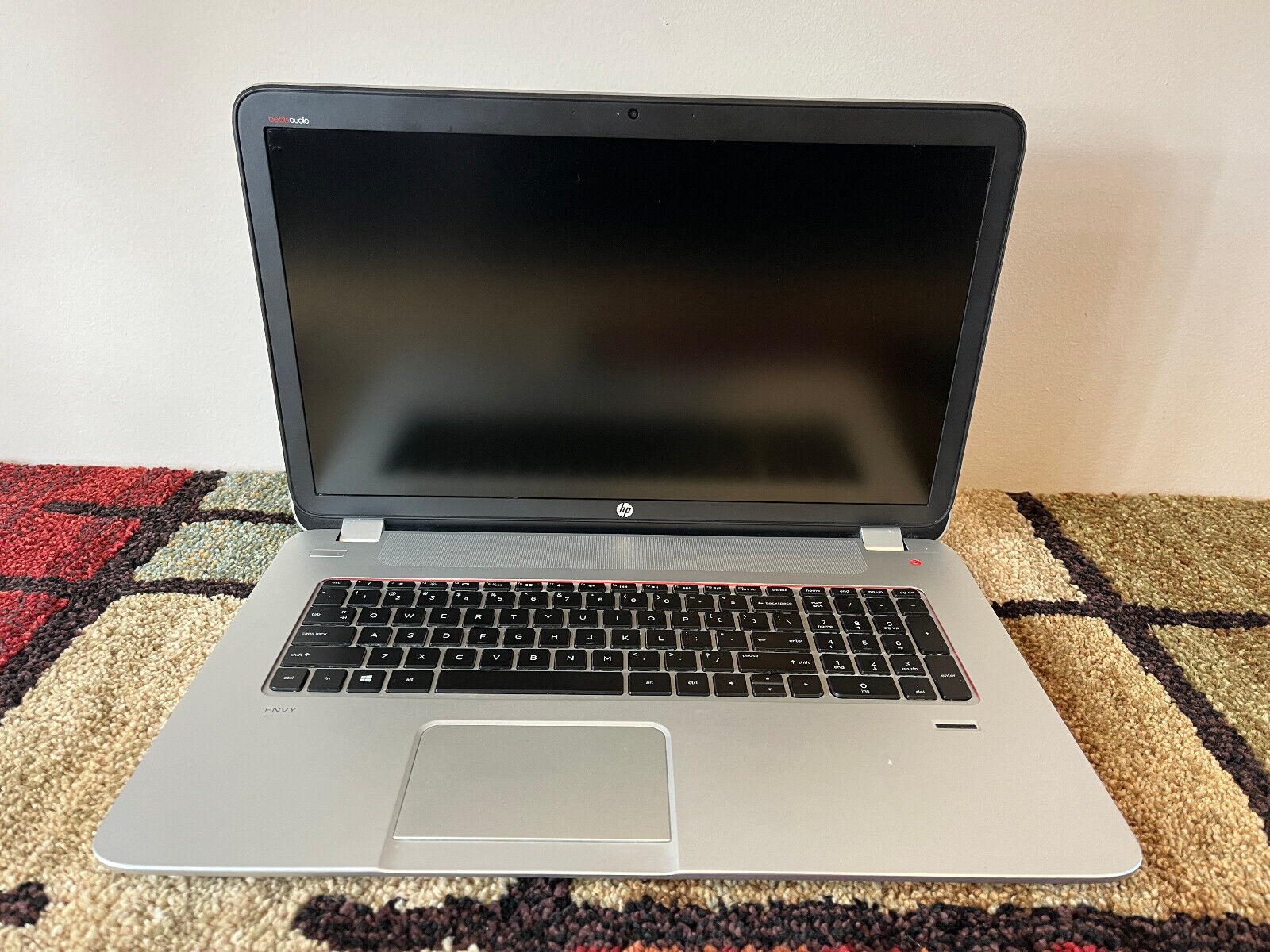 HP ENVY 17t-j100 Laptop Computer