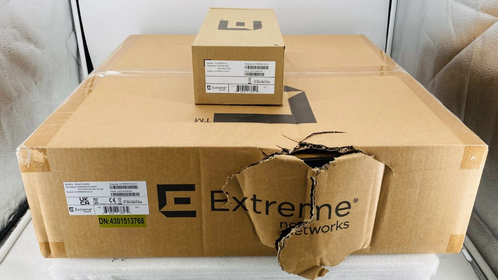 NEW EXTREME NET 5952GTS-PWR+ 48-PORT B2F ETHERNET ROUTING SWITCH  w/FANS -NO PSU