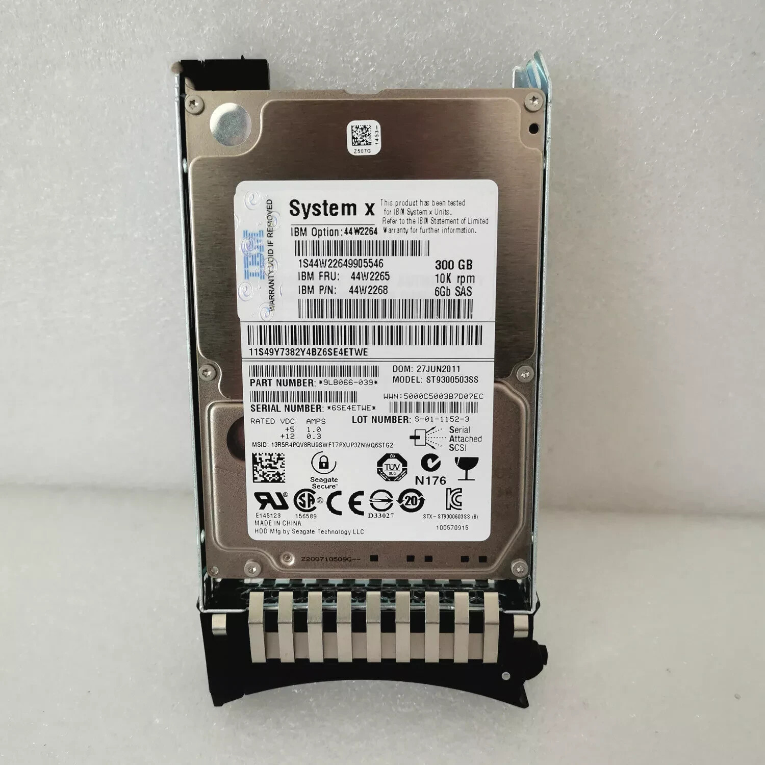 44W2264 IBM 300GB 10K RPM SAS 6Gb/s 2.5'' HDD 44W2265 44W2268