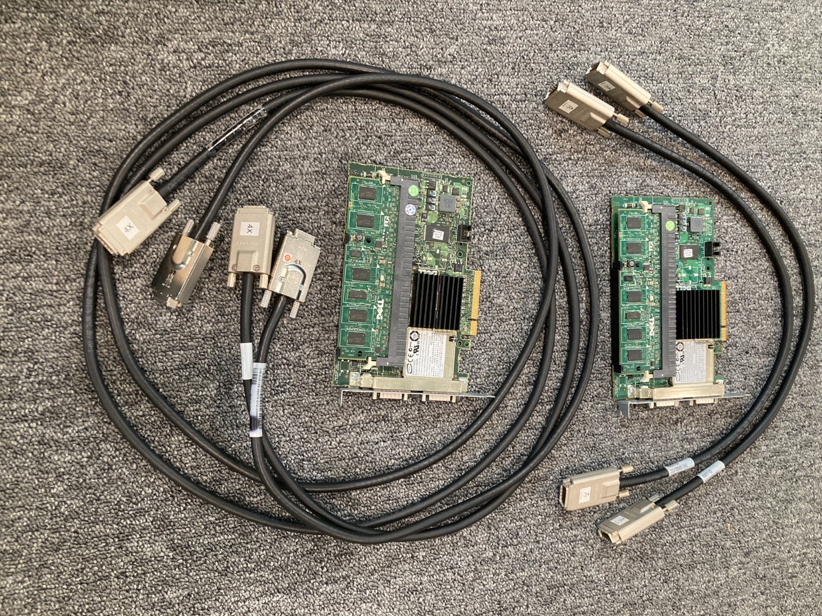 Dell 0J155F PowerEdge PERC6/e 512MB Cache SAS RAID Controller SFF-8470 Cables