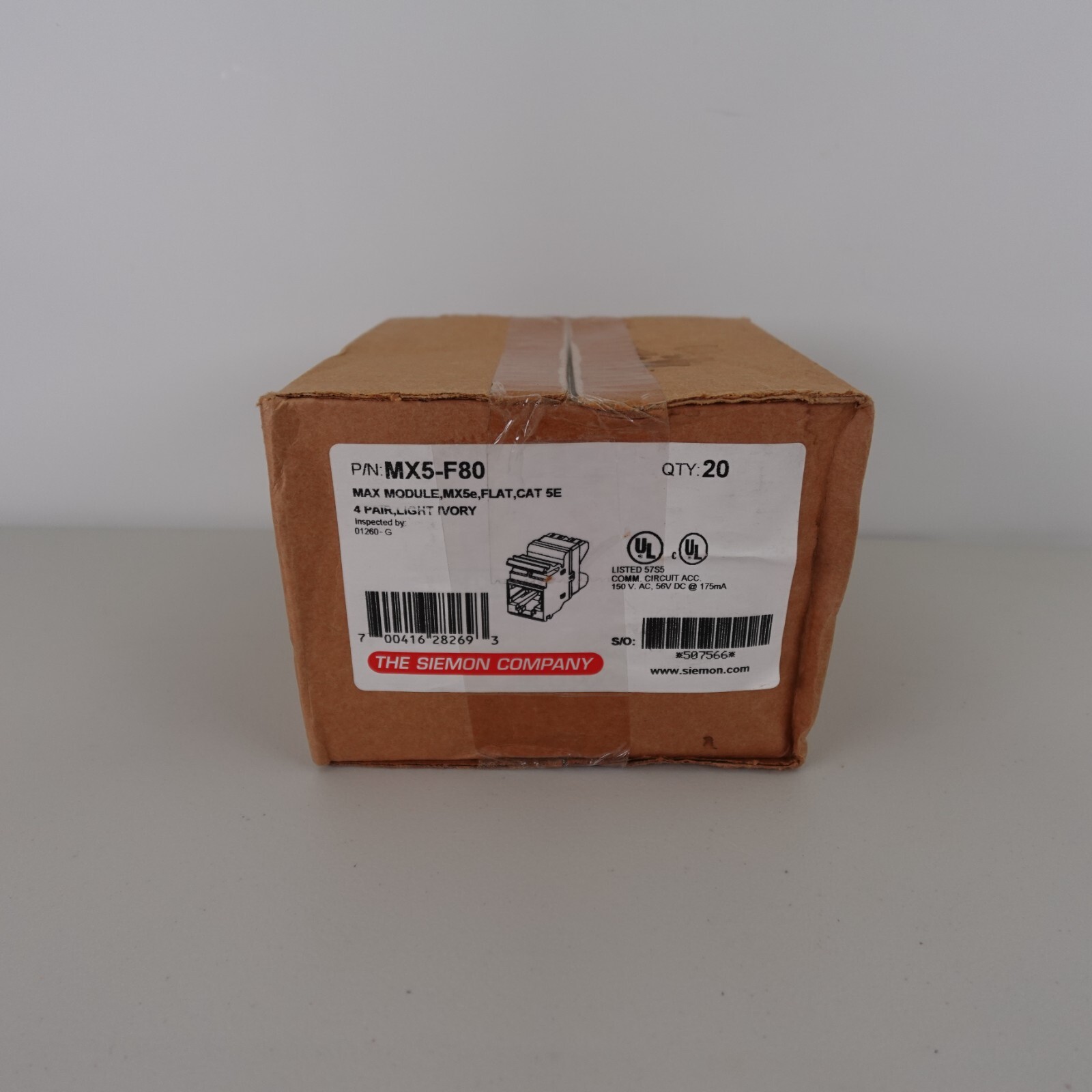 Category 5e MX5-F80 Data Outlet Siemon MAX RJ45 Flat Light Ivory  QUANTITY OF 20