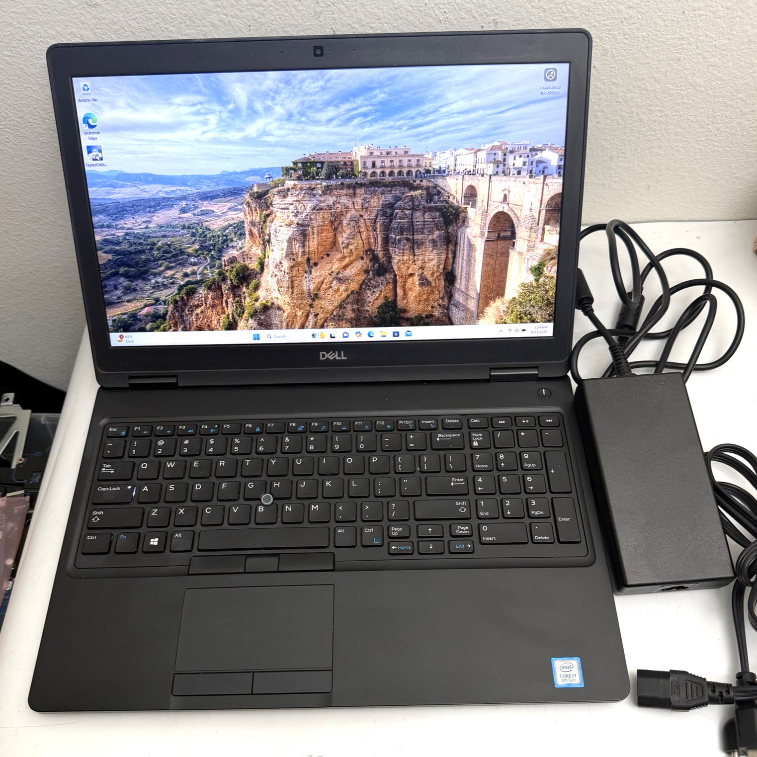 Dell Latitude 5591  15.6" Core i7-8850H 16GB 256GB Nvidia MX130 W11P OEM Charger