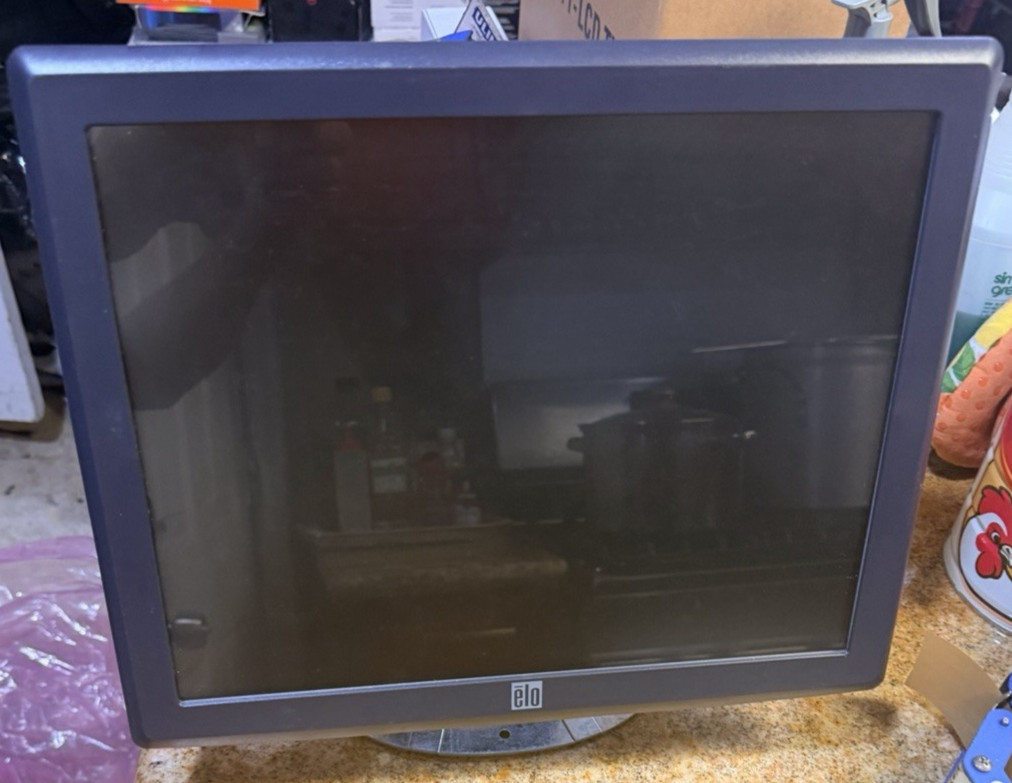 Elo ET1515L-8CWC-1CY-G Touchscreen Monitor, 15", 100-240VAC Supply, VGA/Serial