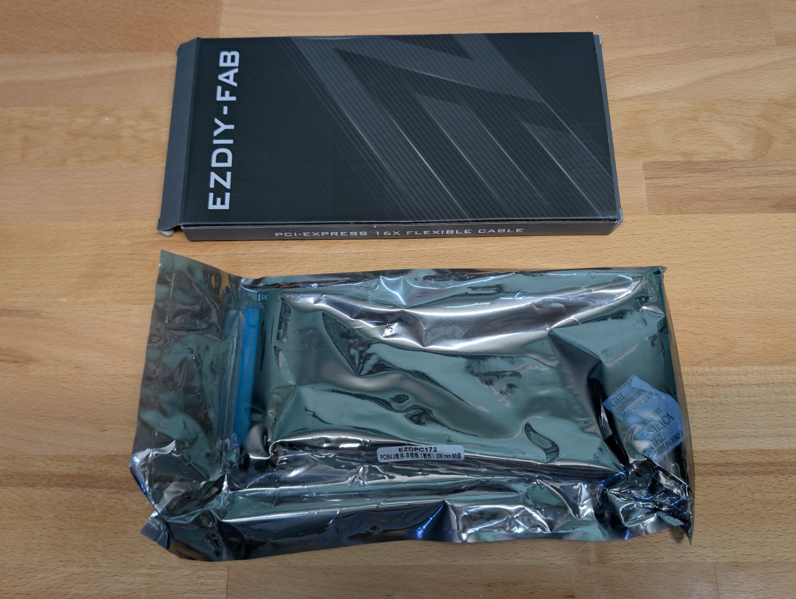 EZDIY-FAB PCIe 4.0 x16 Riser Cable 20cm 90° GPU Extension Open Box Never Used