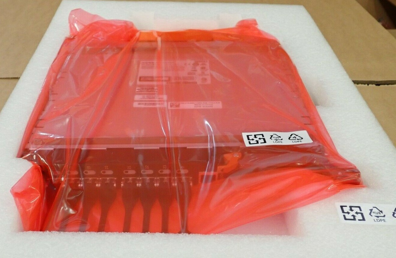NEW Dell Brocade Enterprise M6505 24 port 16Gb FC Switch M1000e 1K4W5 + 8 SFP's