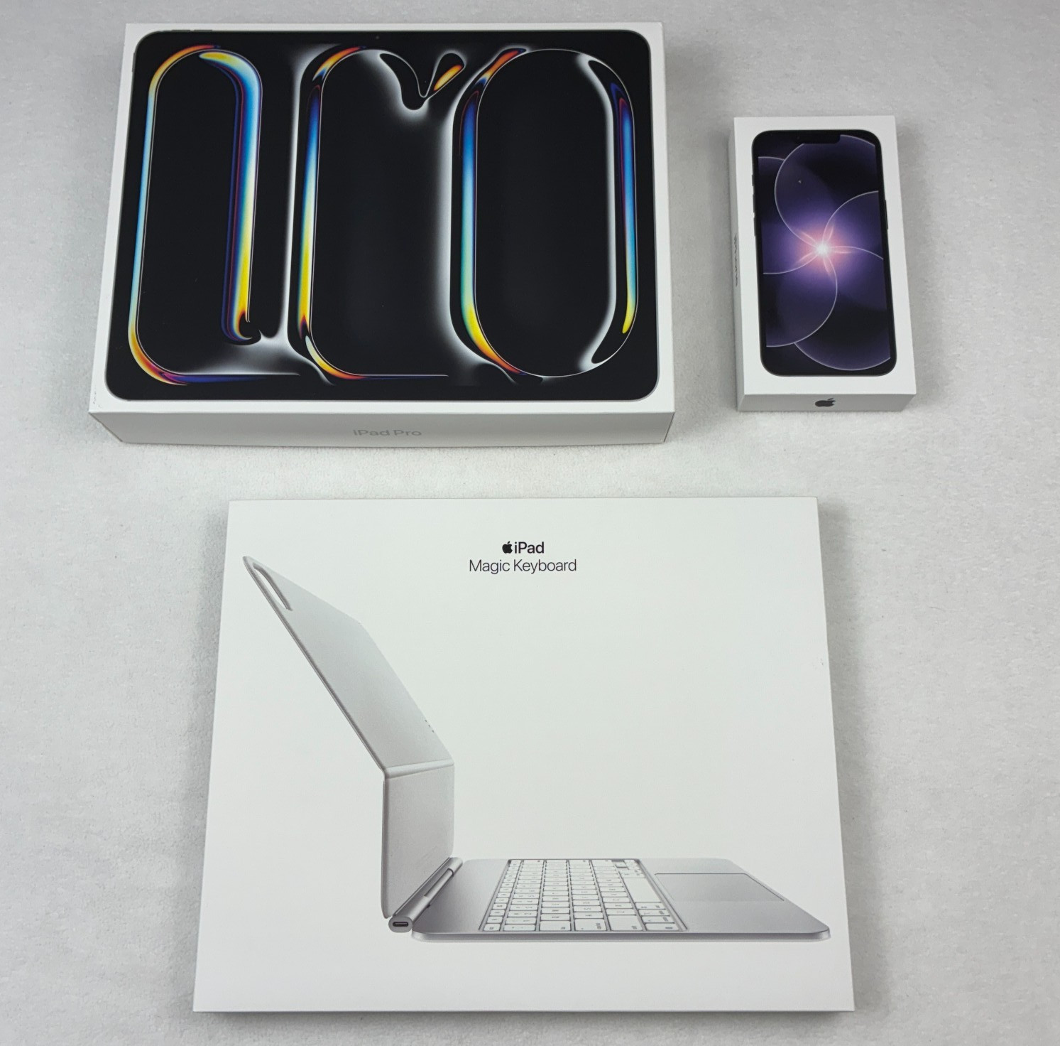 Apple iPad Pro 13" M4 256GB, Magic Keyboard & iPhone 17e 256GB 3 Empty Boxes