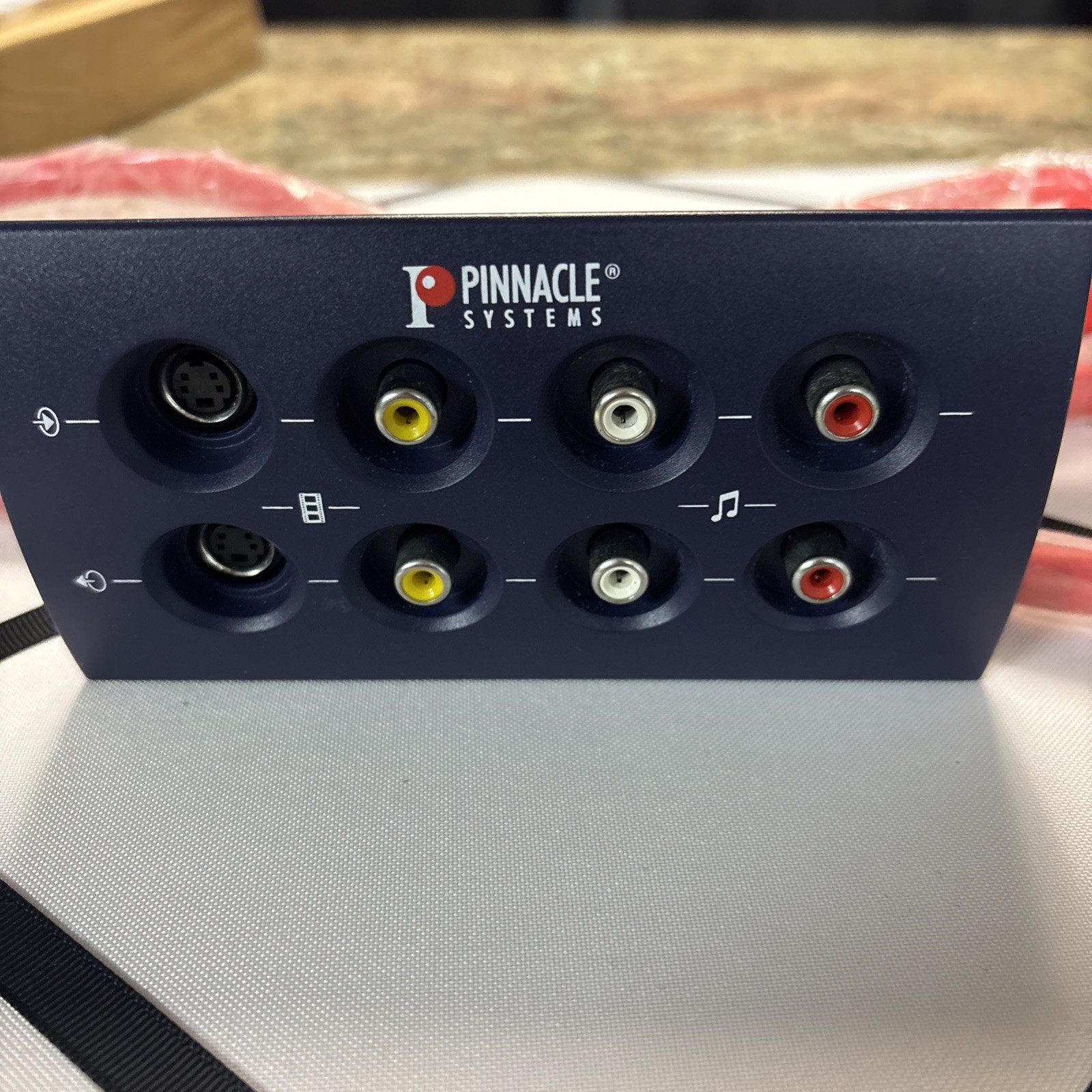 PINNACLE SYSTEMS Blue Box 40160734