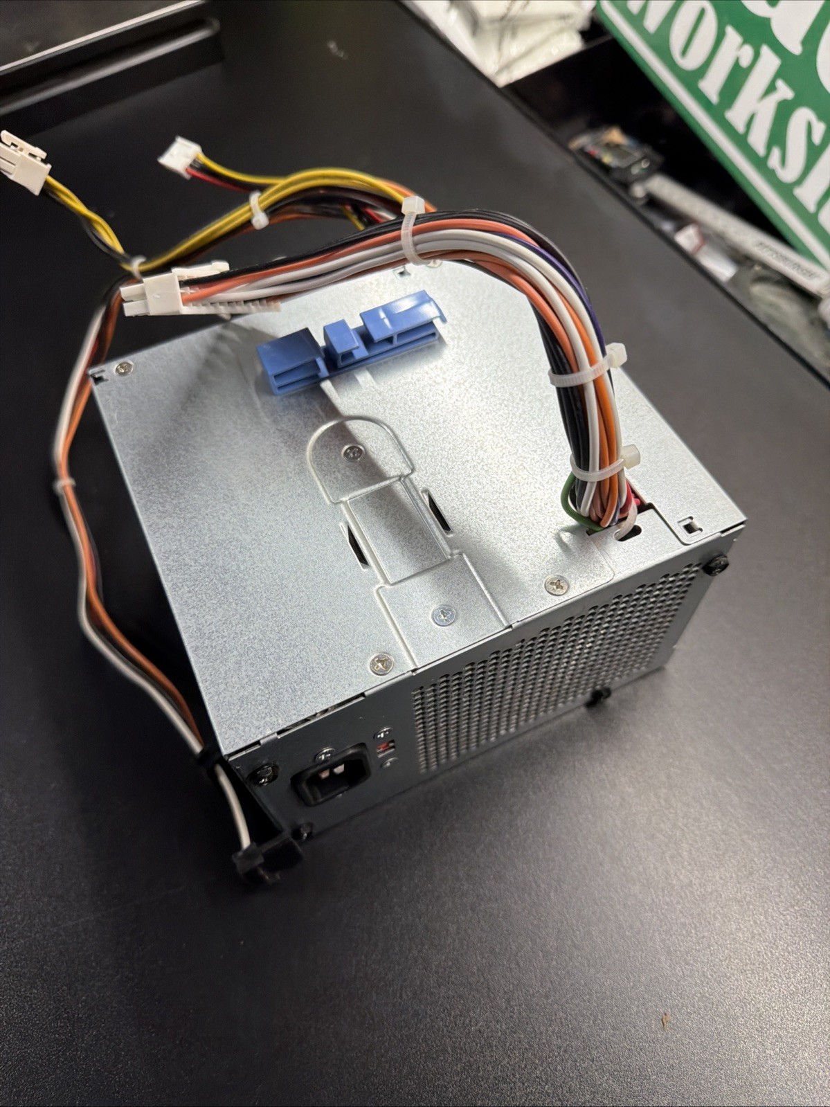 Power Supply ATX  305W Dell N305P-06 R480P 0R480P NPS-305KB B PowerEdge T110