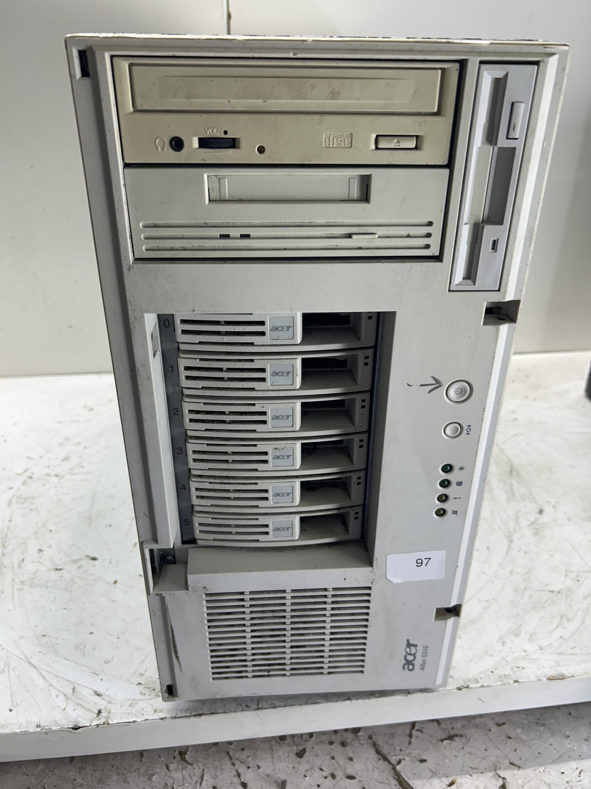 Acer Altos G510 Intel Xeon x2 2400MHz 768MB NO HDD