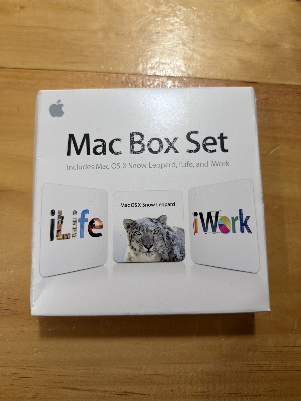 Apple Mac Box Set MC583Z/A Snow Leopard iLife iWork Complete w/ Stickers