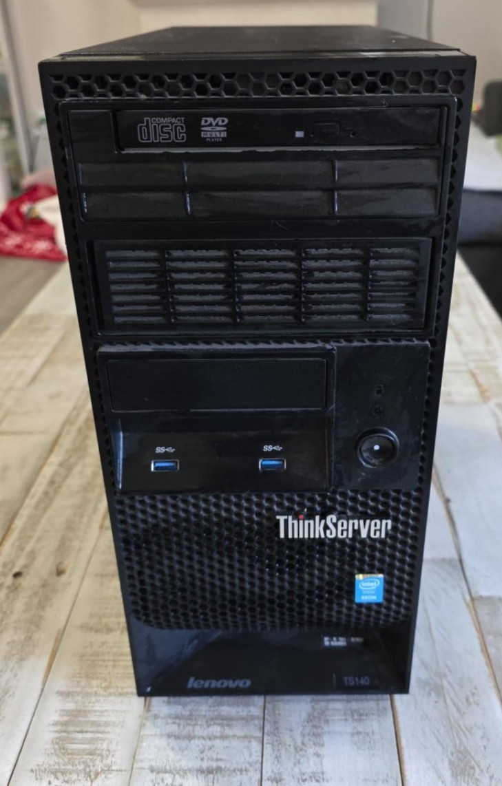 Lenovo ThinkServer TS140 Xeon E3-1225 v3 32GB RAM 2x1TB SSD RAID1 Win10 Pro