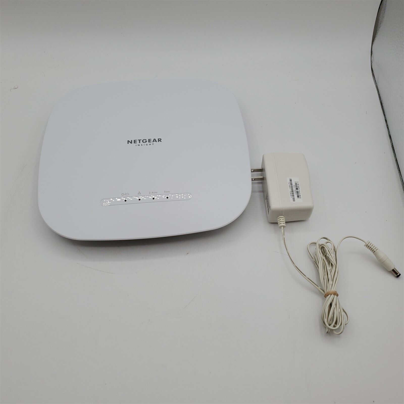 NETGEAR Cloud Managed Wireless Access Point WAX615 WiFi 6 Dual-Band AX3000 Speed