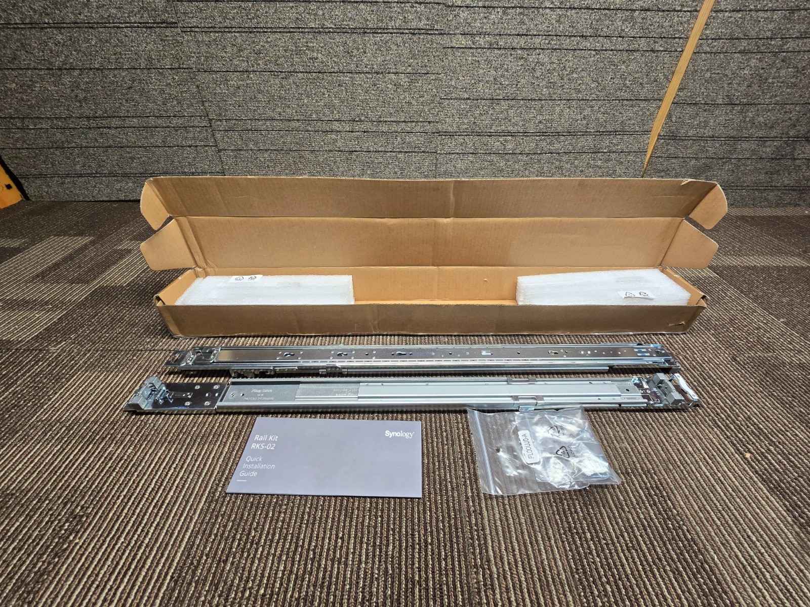 (QTY 2) Synology RKS-02 13-08RKS2202 Sliding Rail 19" Server Racks For Synology