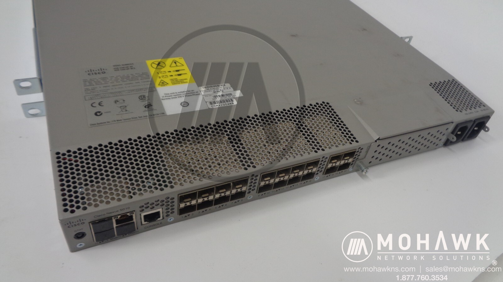 Cisco  Nexus (N5K-C5010P-BF) V02 20-Ports External Ethernet Switch