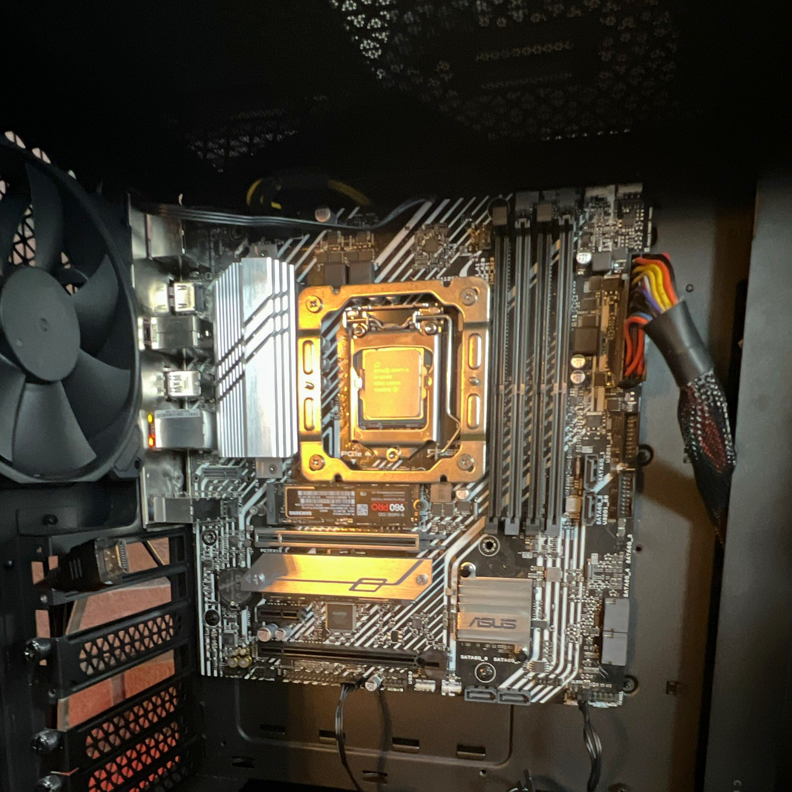 Asus prime- Intel Core i5-11400F 6-Core 2.60GHz LGA1200 CPU NO mvme