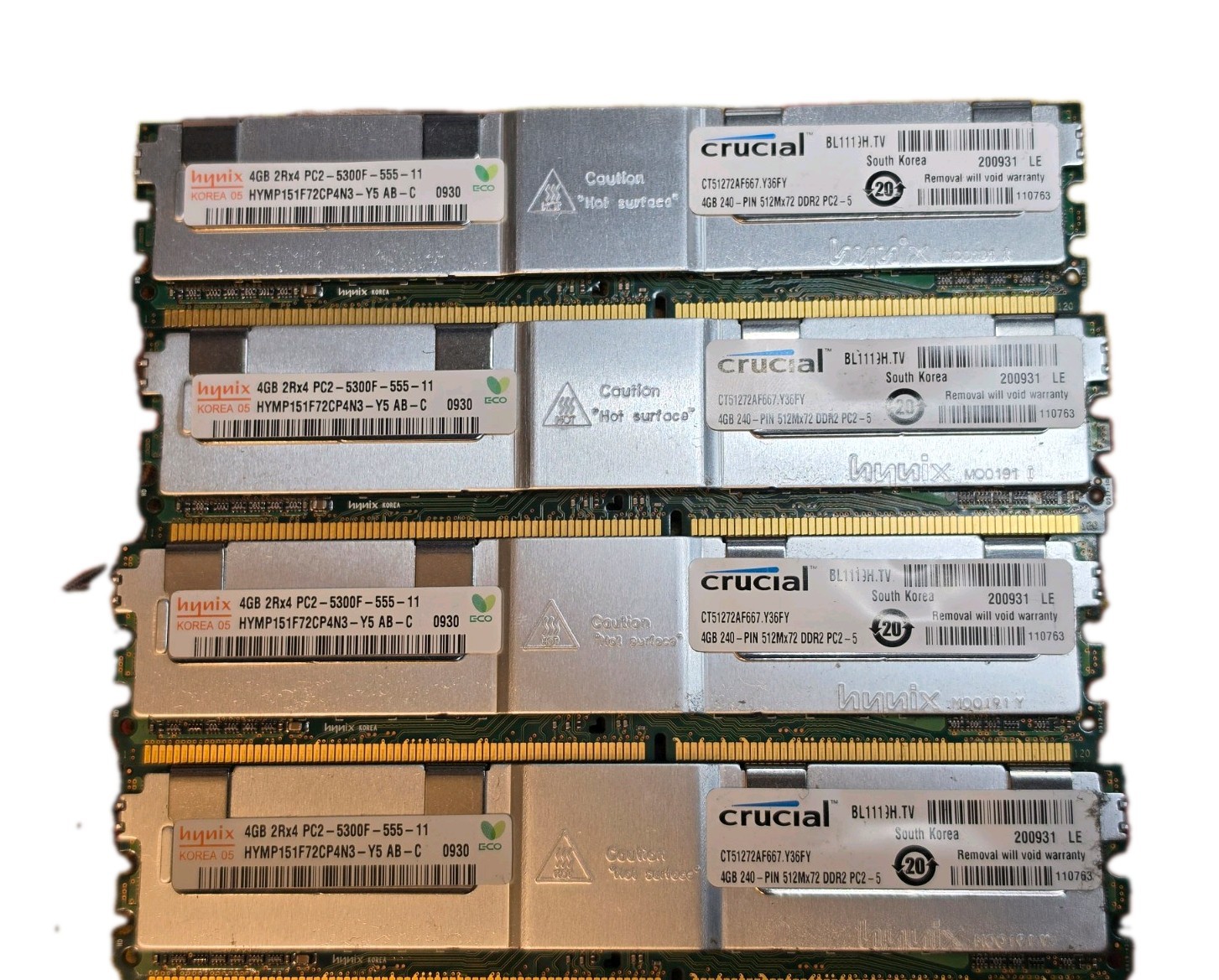 Hynix 8GB (4x 4GB) PC2-5300F - 240-Pin DDR2 HYMP151F72CP4N3-Y5 