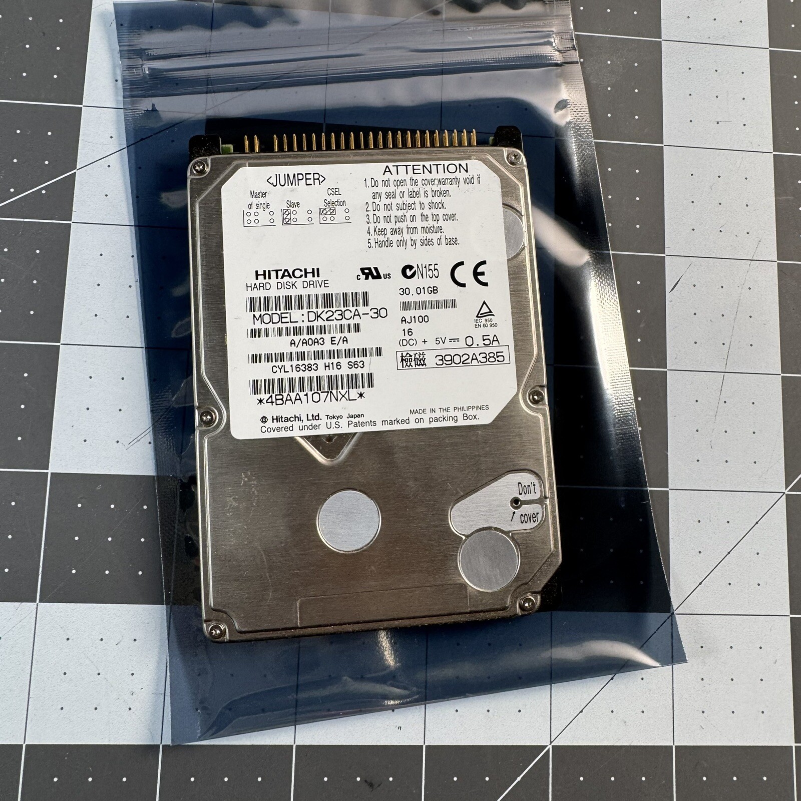 DK23CA-30 - Hitachi 30GB 4200RPM IDE/ATA 2MB Cache 2.5-inch Hard Drive TESTED