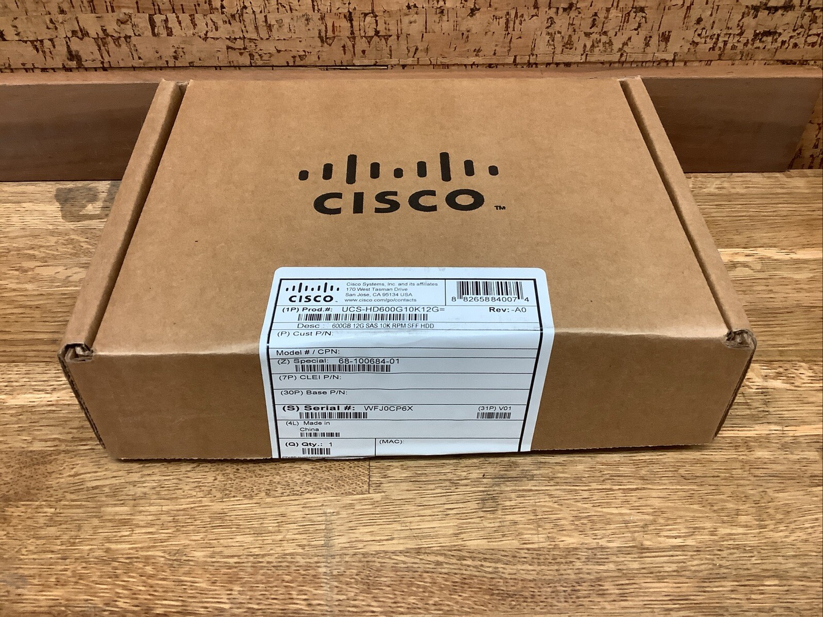 CISCO UCS-600G. 12 G SAS 10k RPM SFF HDD (new In Box)