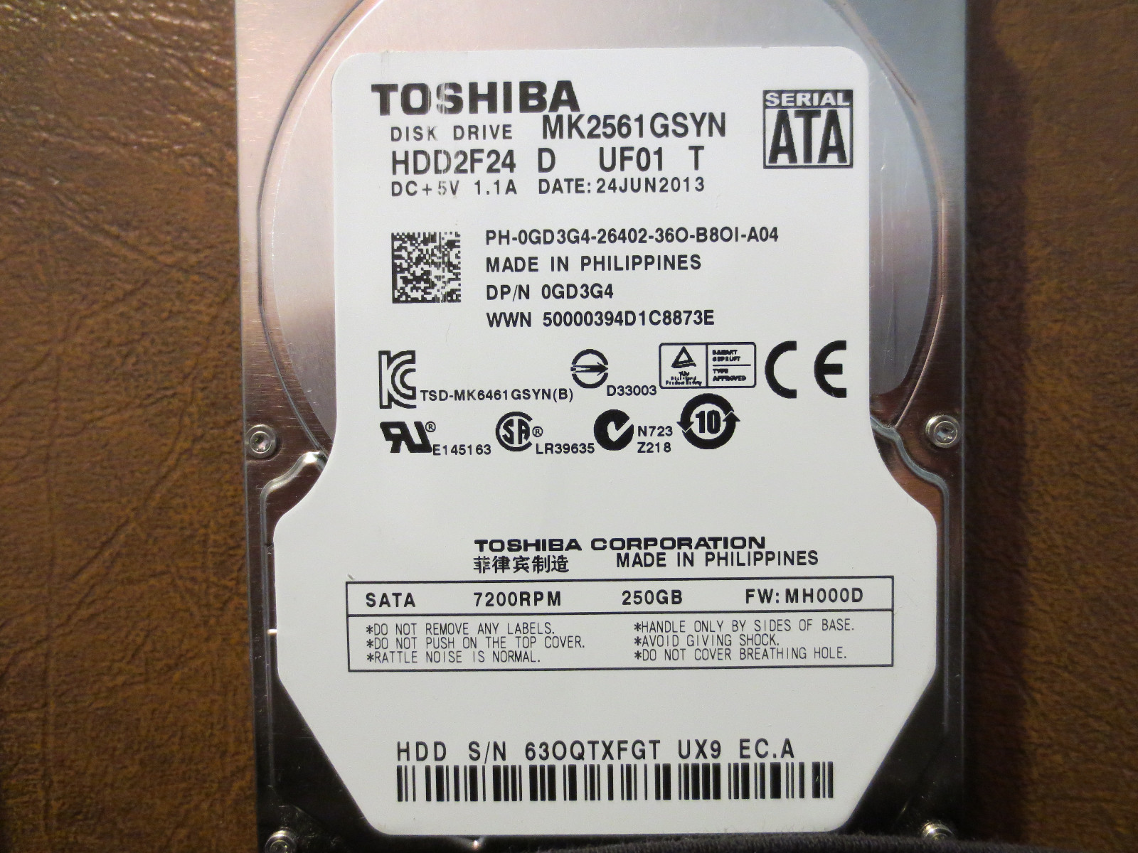 Toshiba MK2561GSYN (HDD2F24 D UF01 T) FW:MH000D 250gb 2.5" Sata HDD
