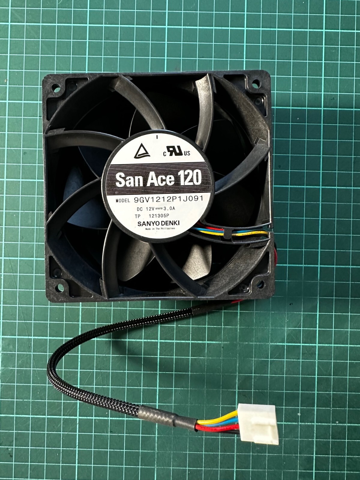 Sanyo Denki San Ace 120 9GV1212  9GV1212P1J01  9G1212P1J091 4pin Fan, 12V DC