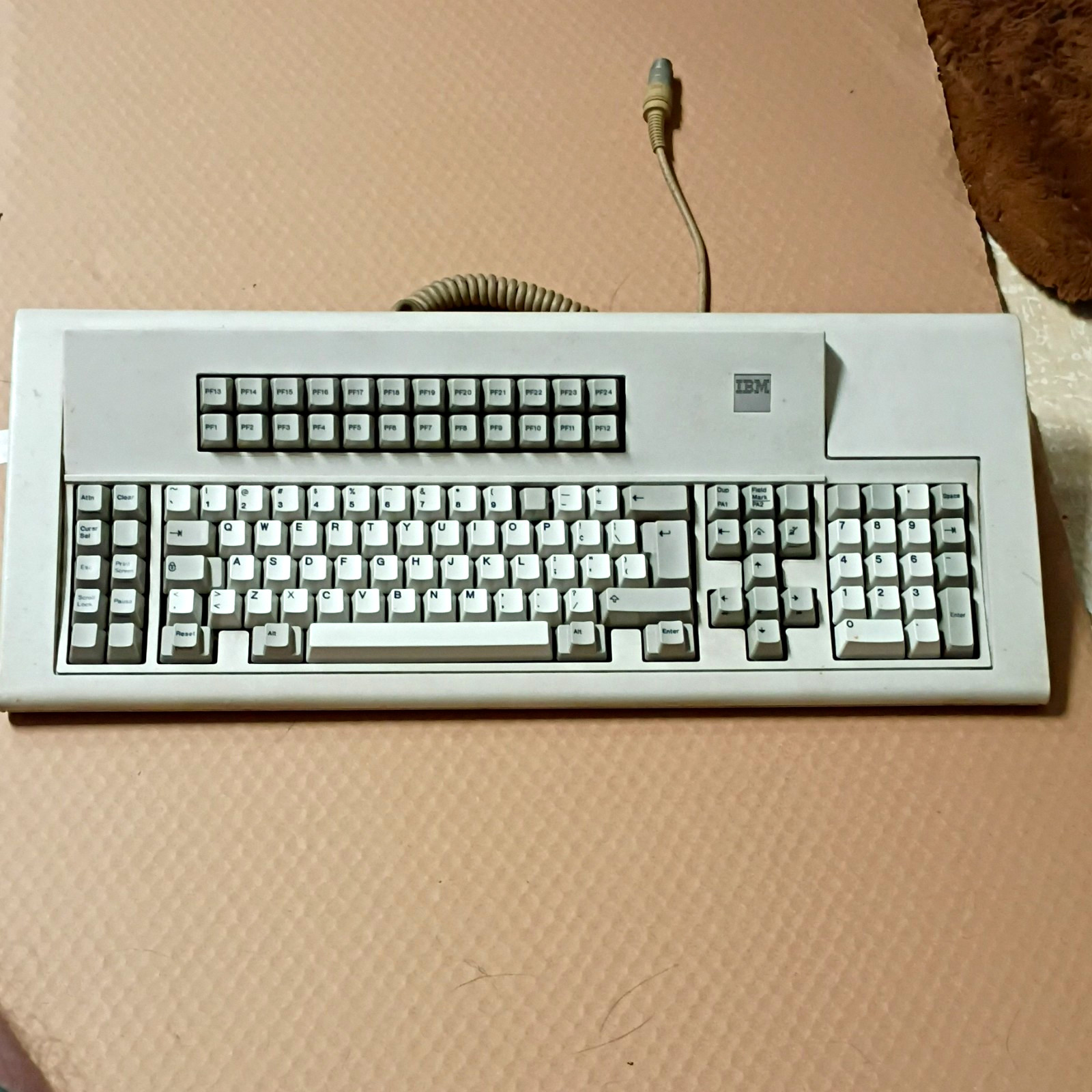 IBM Model F 112-key Keyboard English QWERTY Enhanced Keys 6110668 16APR1984