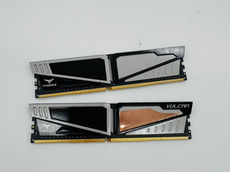 TeamGroup T-Force VULCAN DDR4 8GB (2x4GB) 2666MHz RAM Memory TLGD44G2666HC15BBK