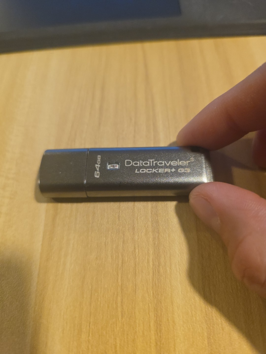 Kingston 64GB Data Traveler Locker+ G3 USB Flash Drive w/ Cap USED