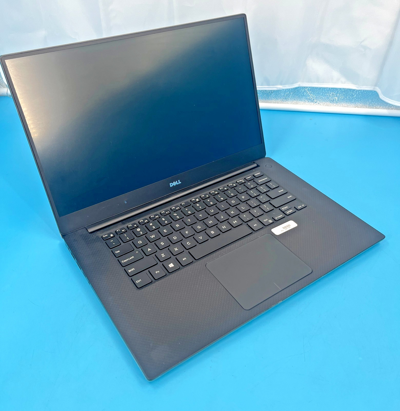 *Dell Precision 5510 i7-6820HQ @ 2.7GHz| 16GB RAM| NO OS/SSD| *