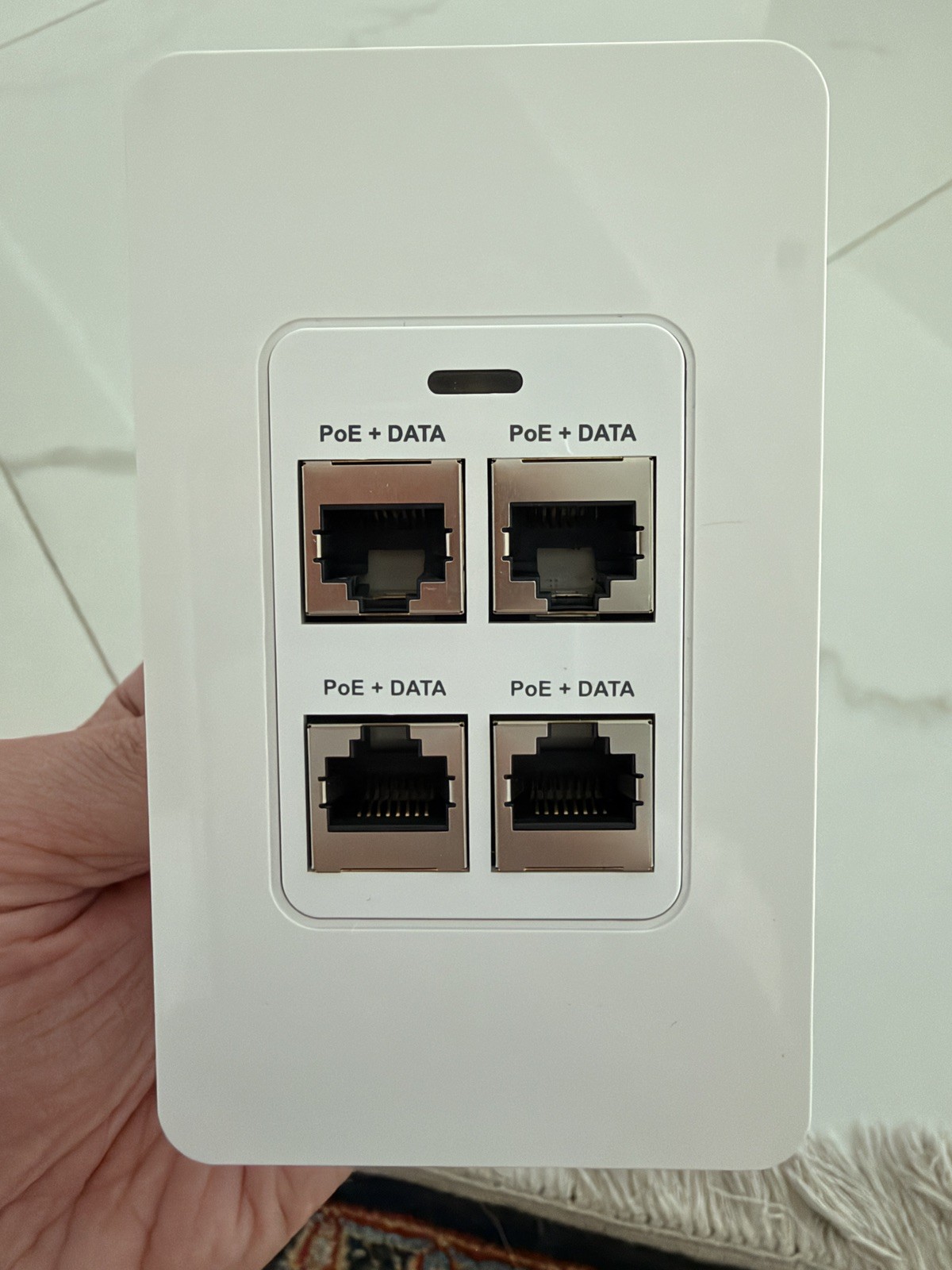 PoE Texas 4-Port in-Wall Gigabit PoE Extender Switch, 802.3bt Plug & Play New