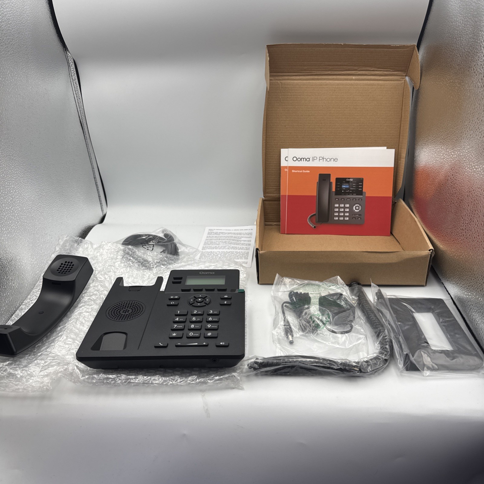 Ooma 2602 Business IP Desk Phone Works with Office Cloud Based VoIP New Open Box