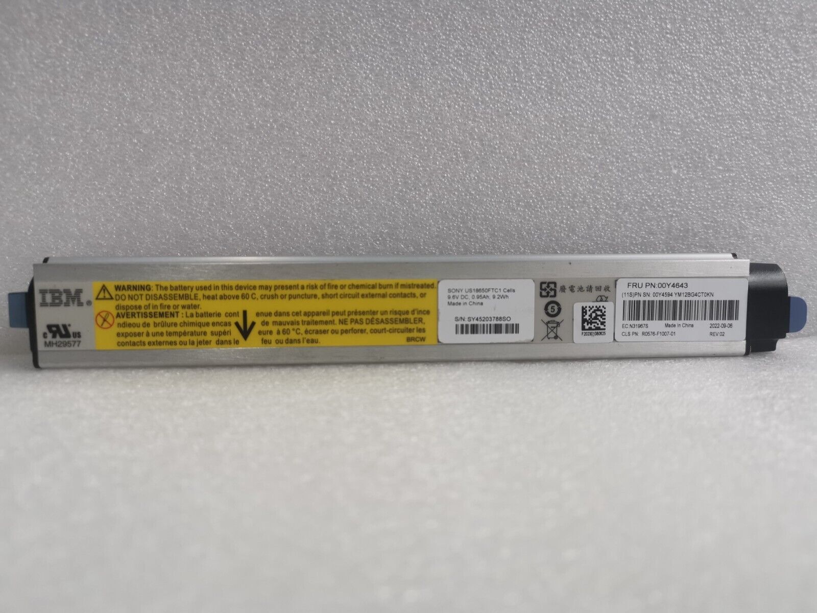 NEW IBM 00Y4643 00Y4594  90Y7689  90Y7632 For V3700 V3500 NEW BATTERY