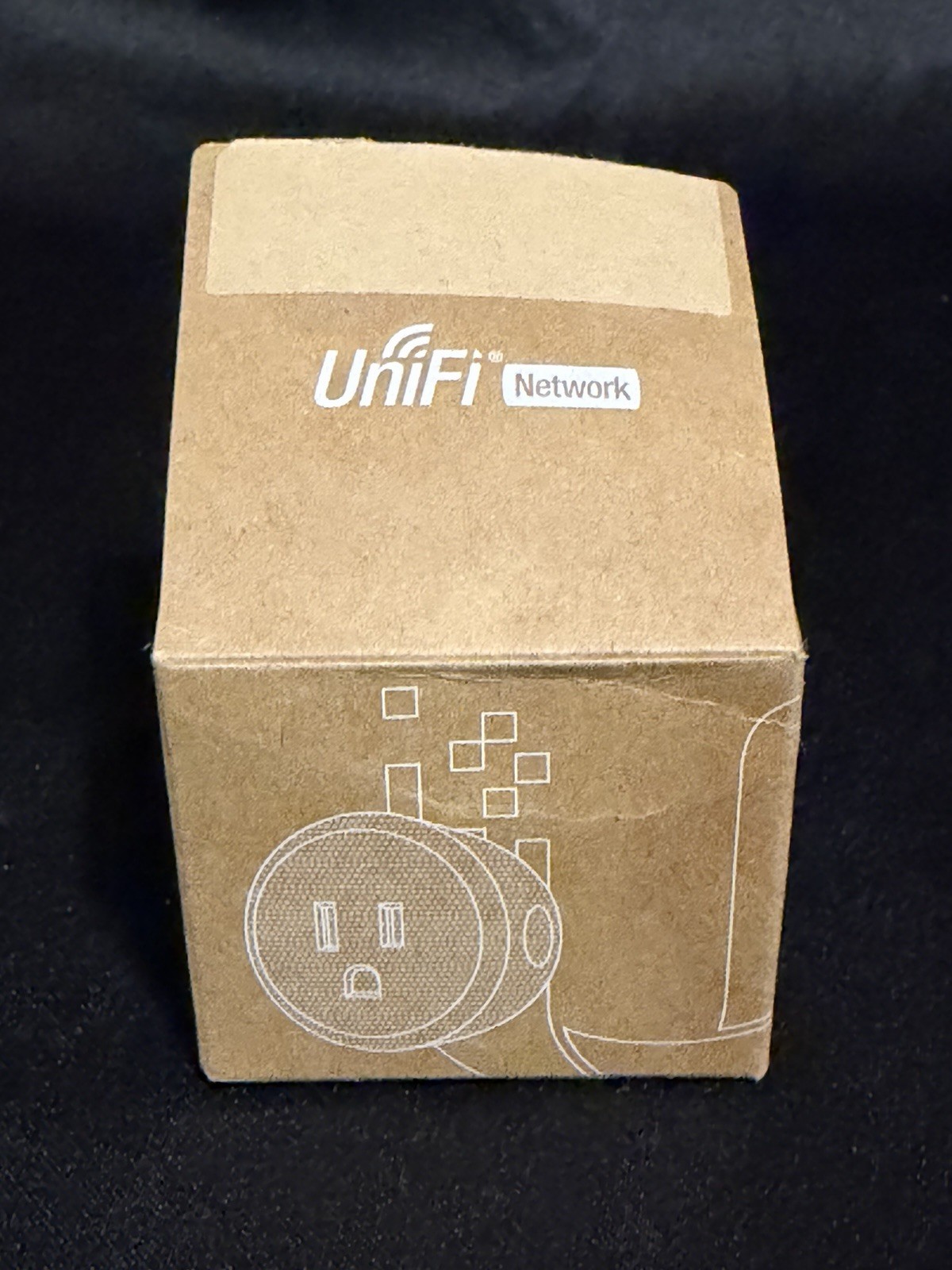 UniFi USP-Plug Ubiquiti Protect Smart Power Plug Auto Reboot Offline Modem