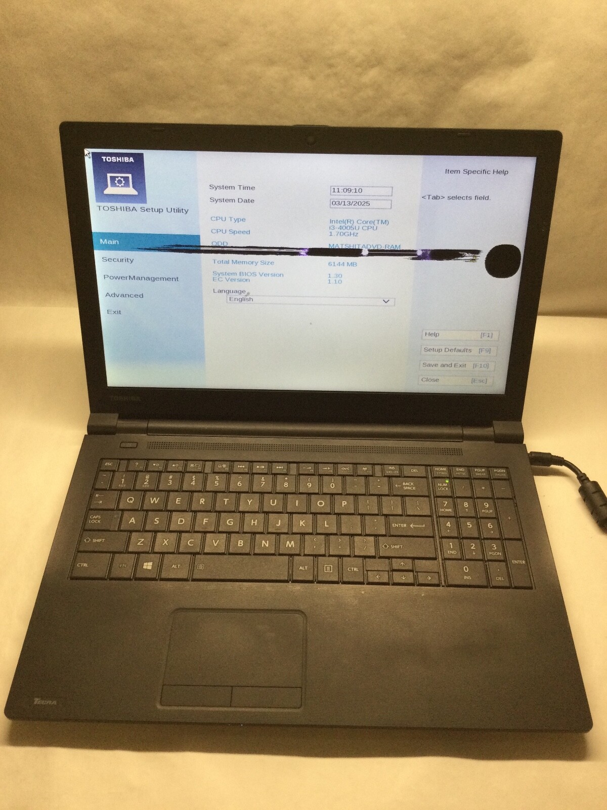 Toshiba Tecra C50-B1500 15" Laptop Intel Core 13-4005U- BAD DISPLAY -MZ