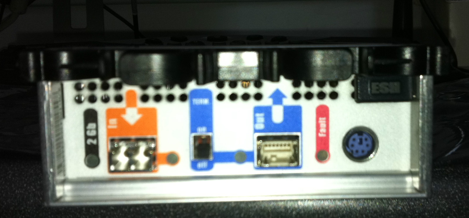 NetApp 106-00019 ESH Module XYRATEX RS-ESH2-FC-14-OP 2GB 43566-07A 43662-15