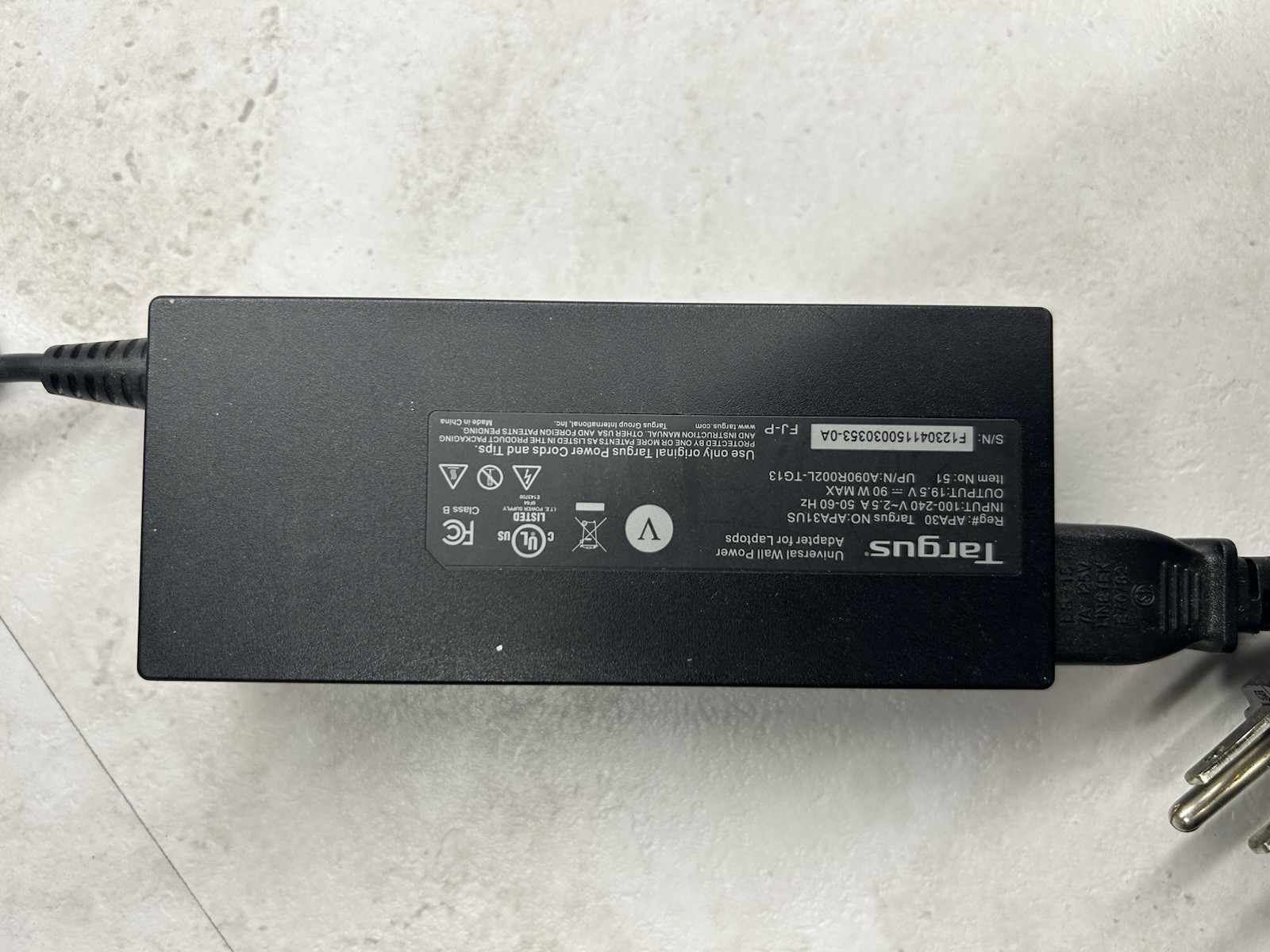 Genuine 90W Targus AC Adapter 19.5V Power Supply APA31US OEM NO TIPS Both Cords