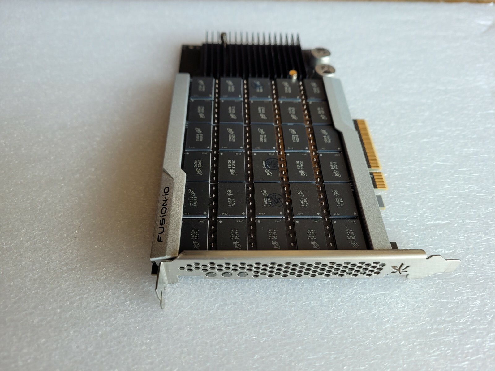 Fusion-io ioDrive2 3TB PCI-e Flash Drive SSD F00-002-3T00-CS-0001