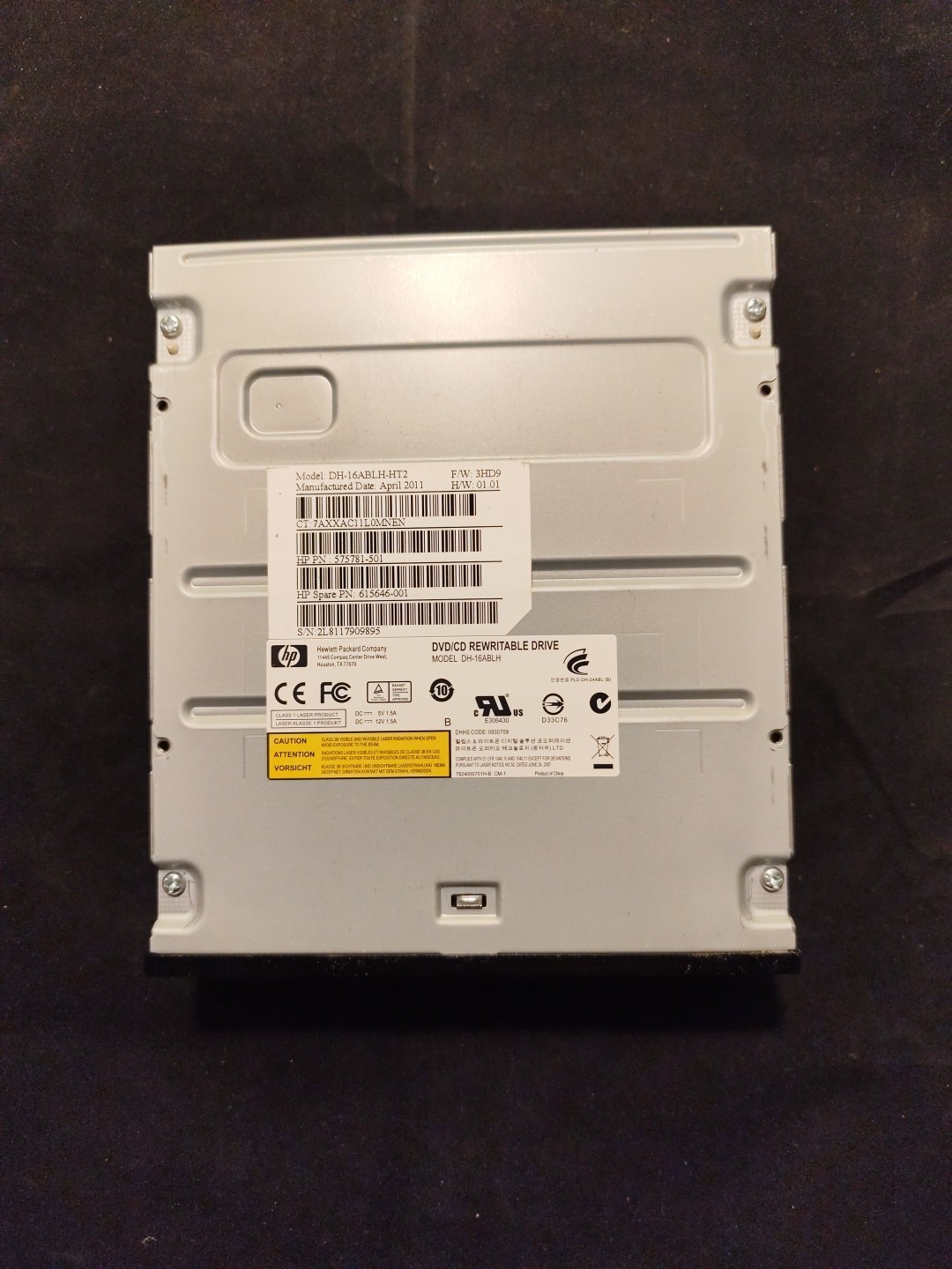 HP DH-16ABLH 575781-501 615646-001 - SATA 5.25" CD/RW DVD/RW Drive - Black Bezel