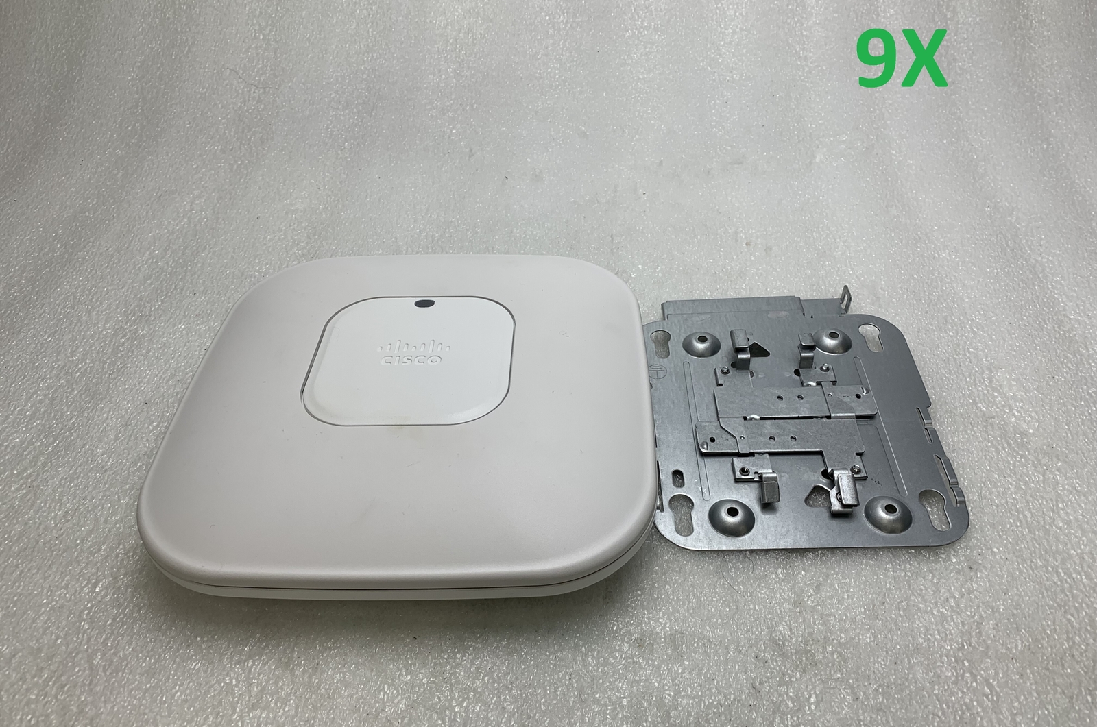 Lot of 9 Cisco AIR-CAP3602I-A-K9 Wireless Access Point with Bracket AS-IS