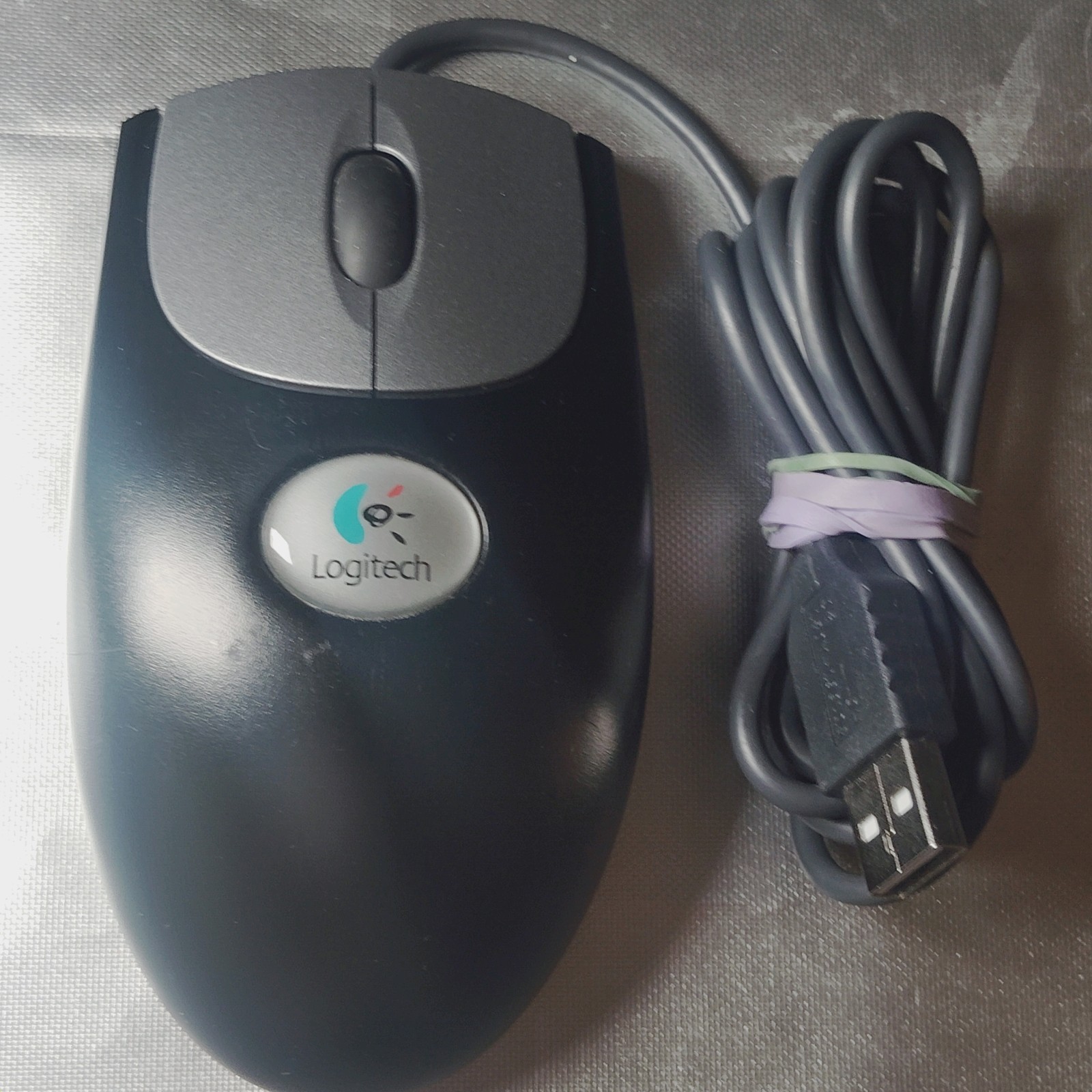 Blue Logitech USB Wired 2x Optical Wheel Mouse Model M-BJ58 Nice Condition