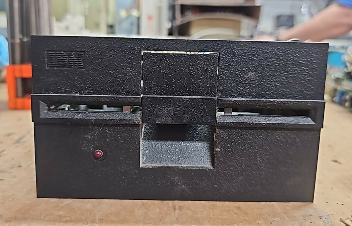 Vtg Tandon IBM TM-100-2A 171172-001 5.25" Full Height Floppy Disk Drive ~ TESTED