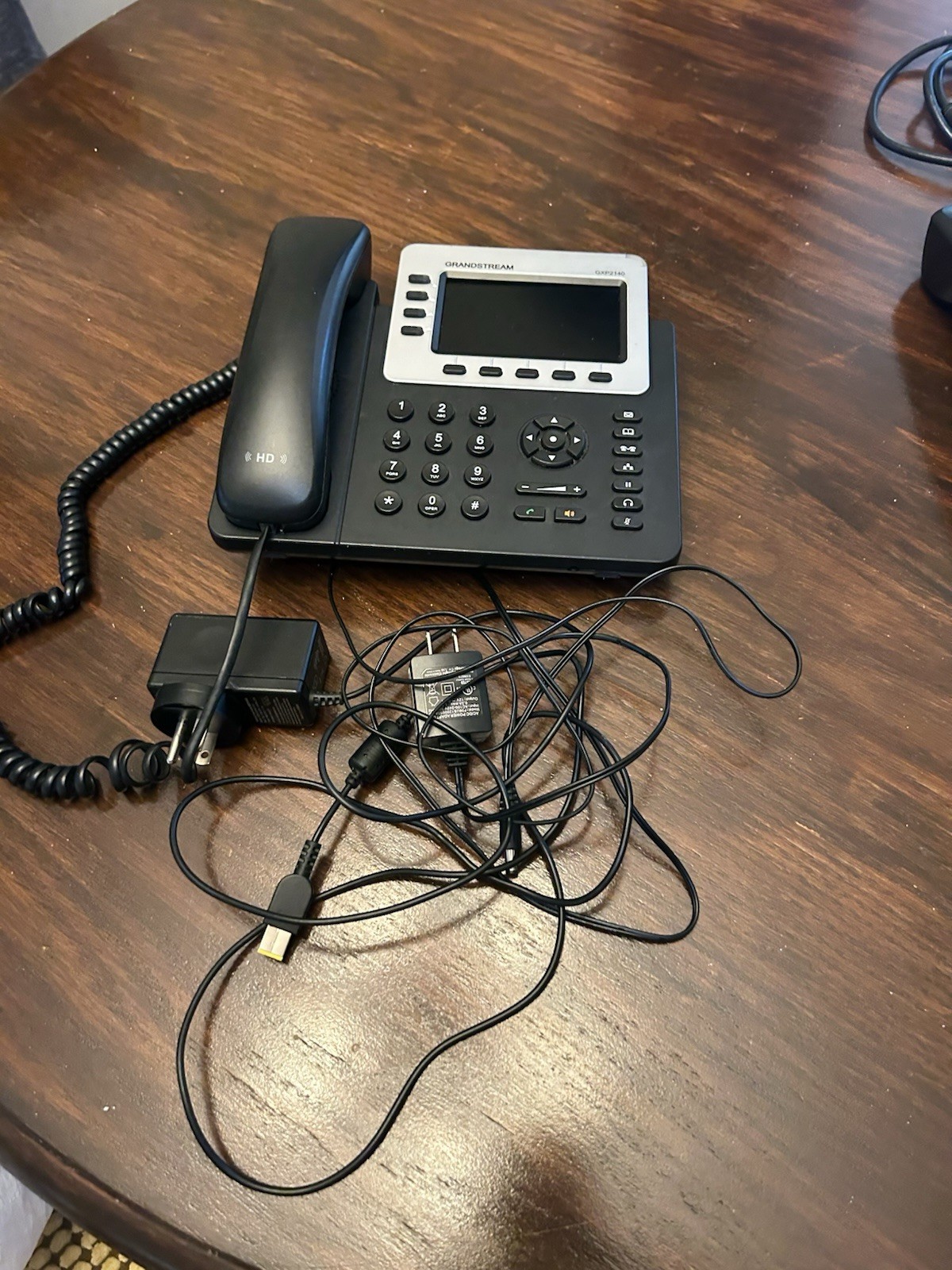 Grandstream GXP2140 IP Phone - 4 line - color display